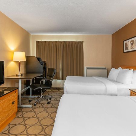 Comfort Inn Sept-Îles Zewnętrze zdjęcie