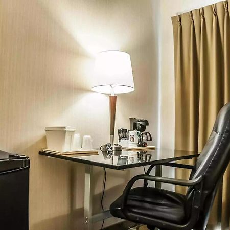 Comfort Inn Sept-Îles Zewnętrze zdjęcie