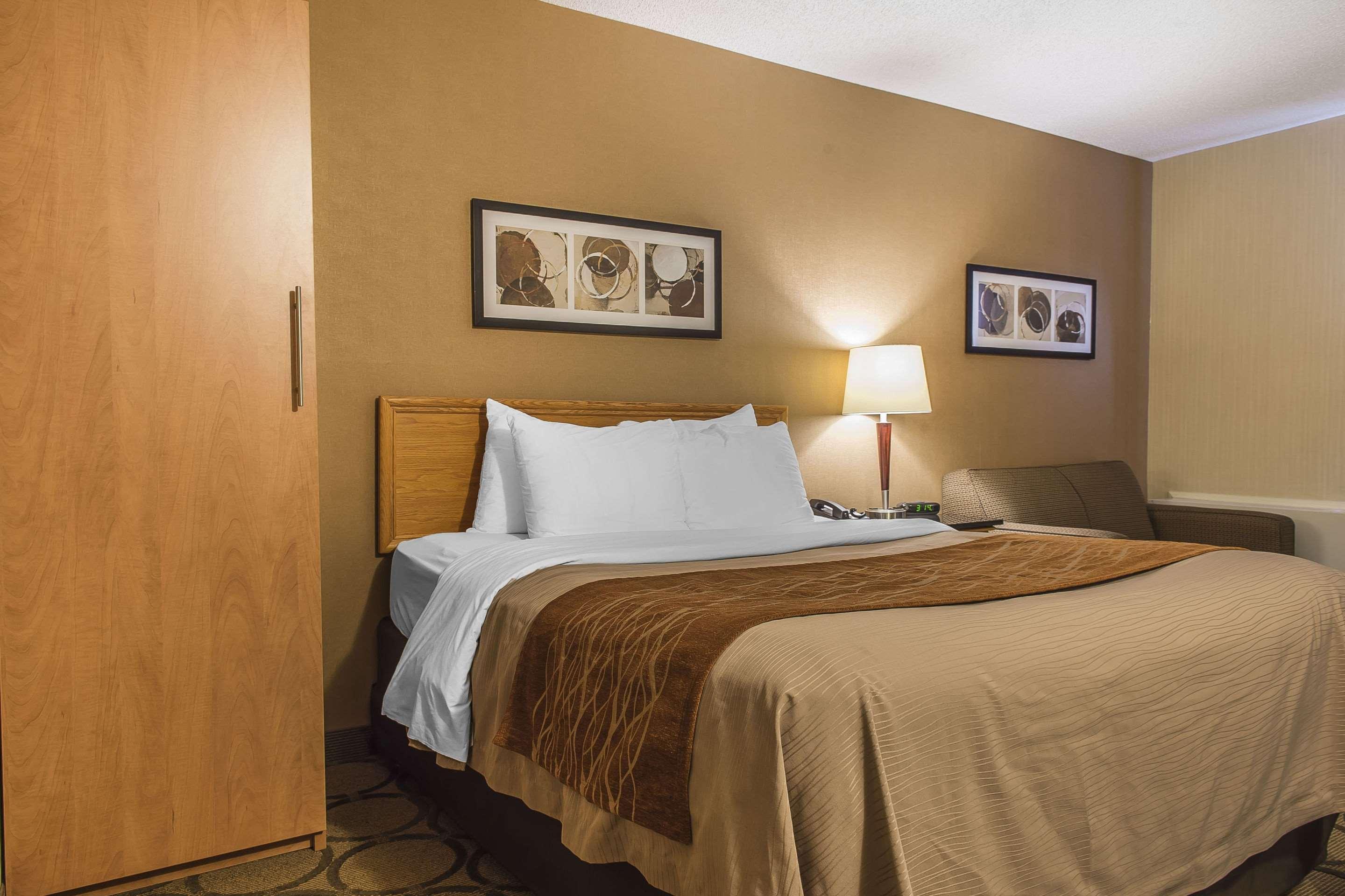 Comfort Inn Sept-Îles Zewnętrze zdjęcie