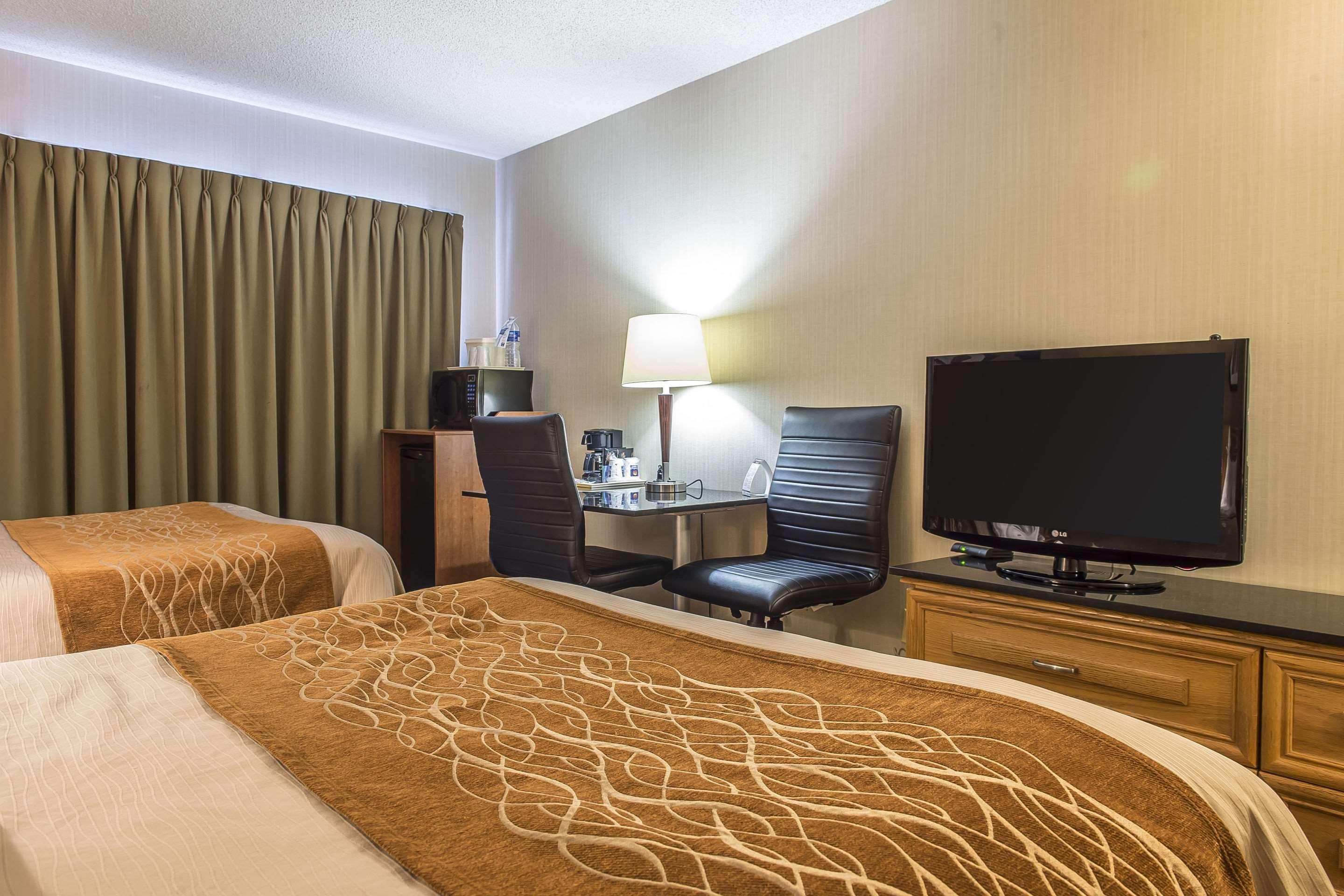 Comfort Inn Sept-Îles Zewnętrze zdjęcie