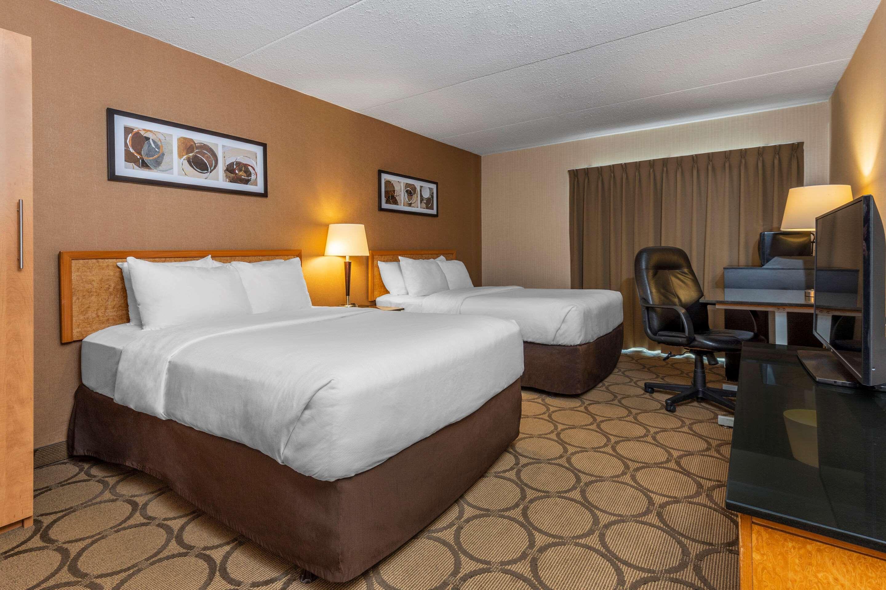 Comfort Inn Sept-Îles Zewnętrze zdjęcie