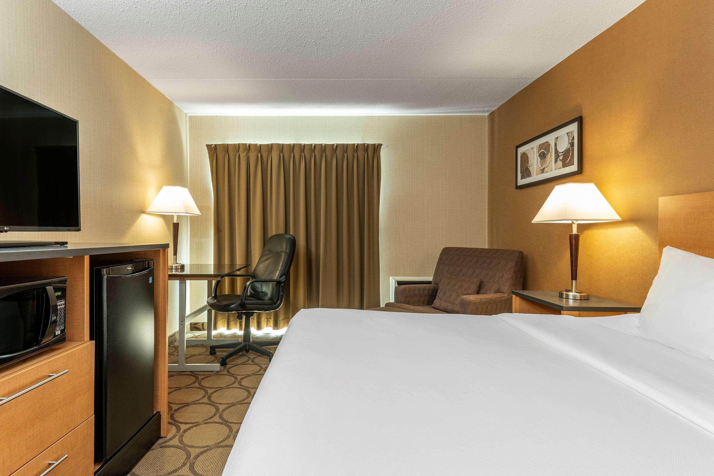 Comfort Inn Sept-Îles Zewnętrze zdjęcie