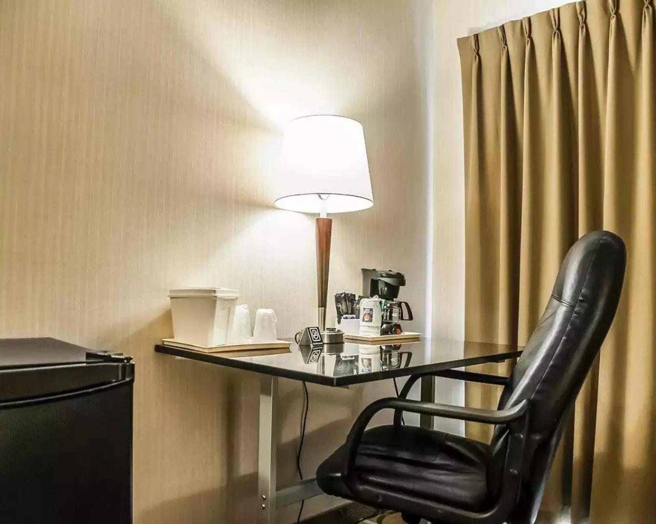 Comfort Inn Sept-Îles Zewnętrze zdjęcie